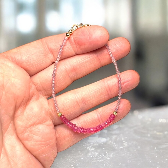 Natural Gems - Pale Amethyst and Bright Pink Spinel Bracelet in 14k Yellow Gold, - Picture 8 of 8